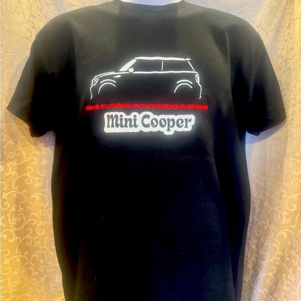 Mini Cooper T-shirt , pick your size, S,M,L,XL